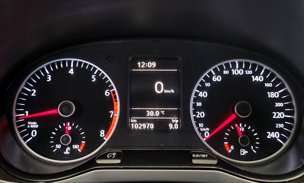 VOLKSWAGEN Fox - Foto