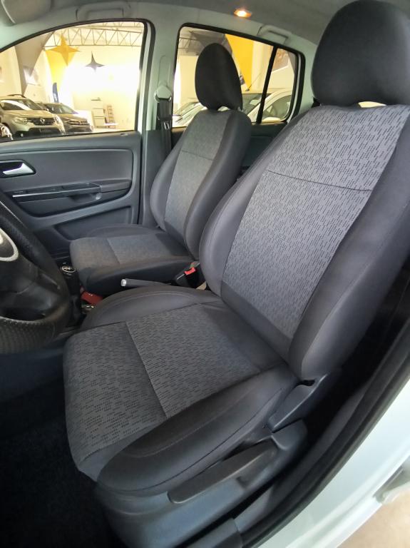 VOLKSWAGEN Fox - Foto