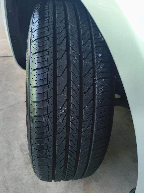 VOLKSWAGEN Fox - Foto