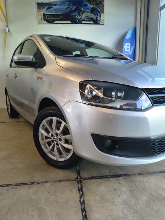 VOLKSWAGEN Fox - Foto