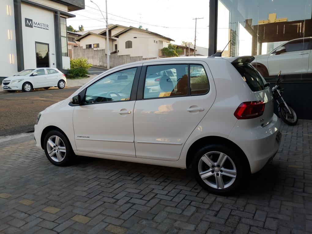 VOLKSWAGEN Fox - Foto