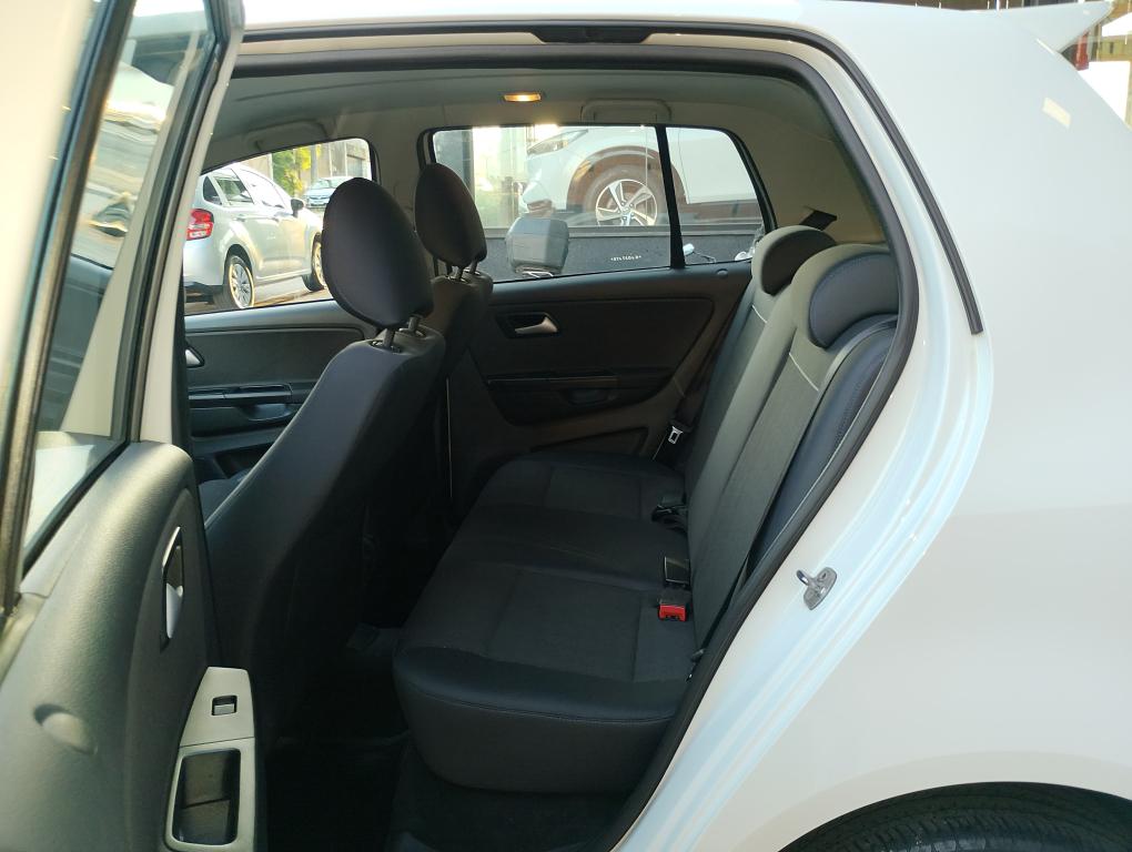 VOLKSWAGEN Fox - Foto