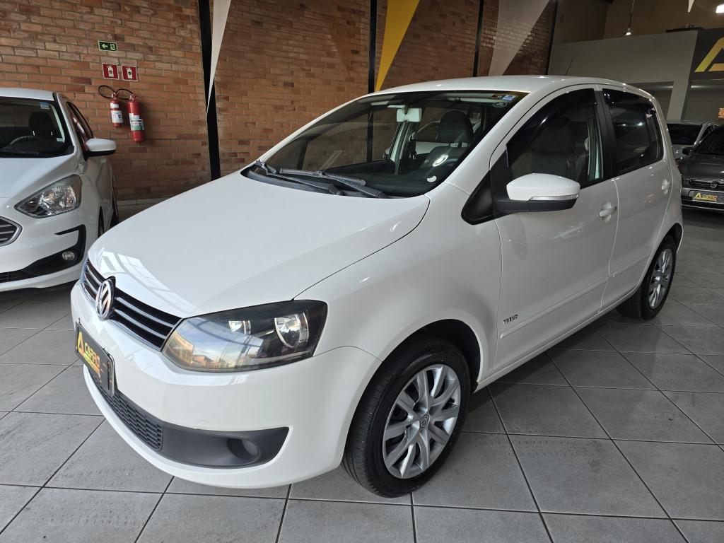VOLKSWAGEN Fox - Foto