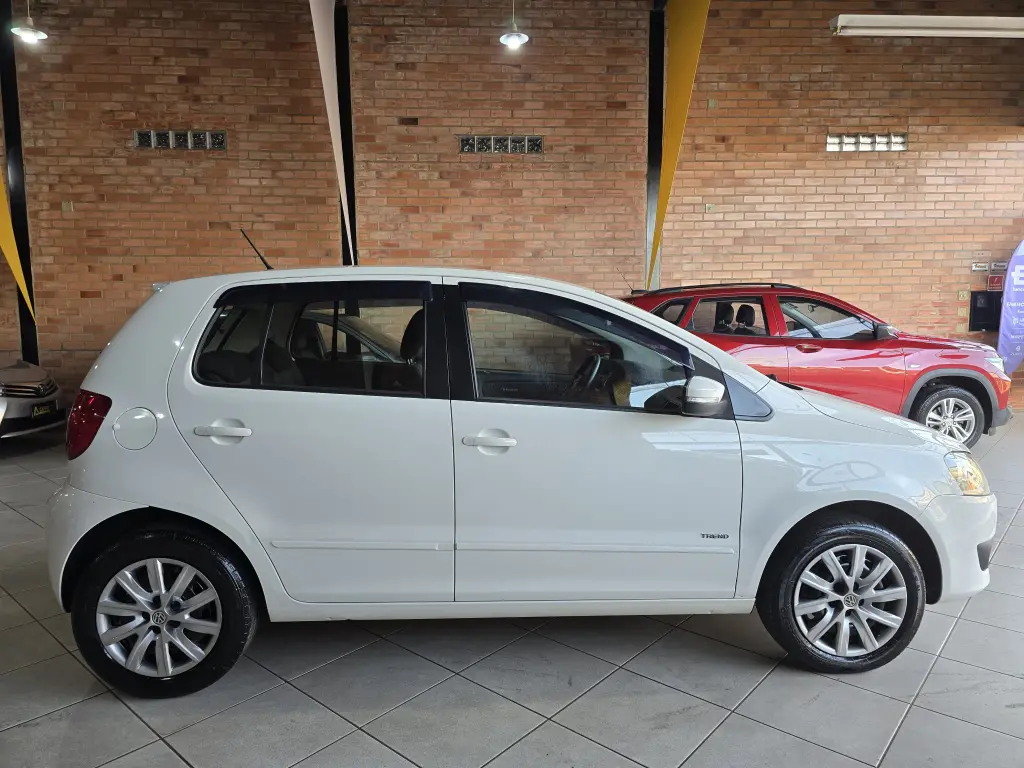 VOLKSWAGEN Fox - Foto