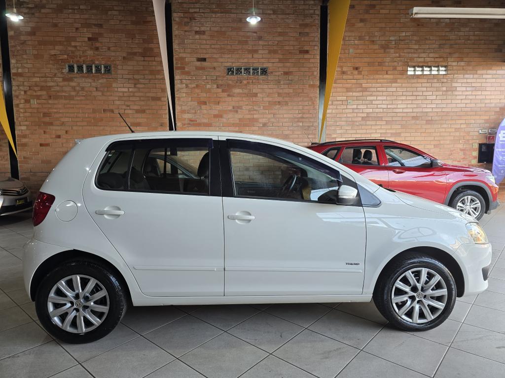 VOLKSWAGEN Fox - Foto