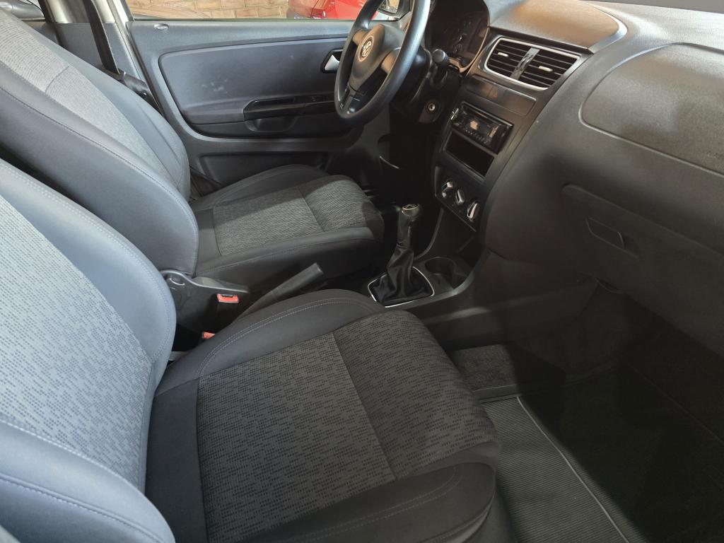 VOLKSWAGEN Fox - Foto