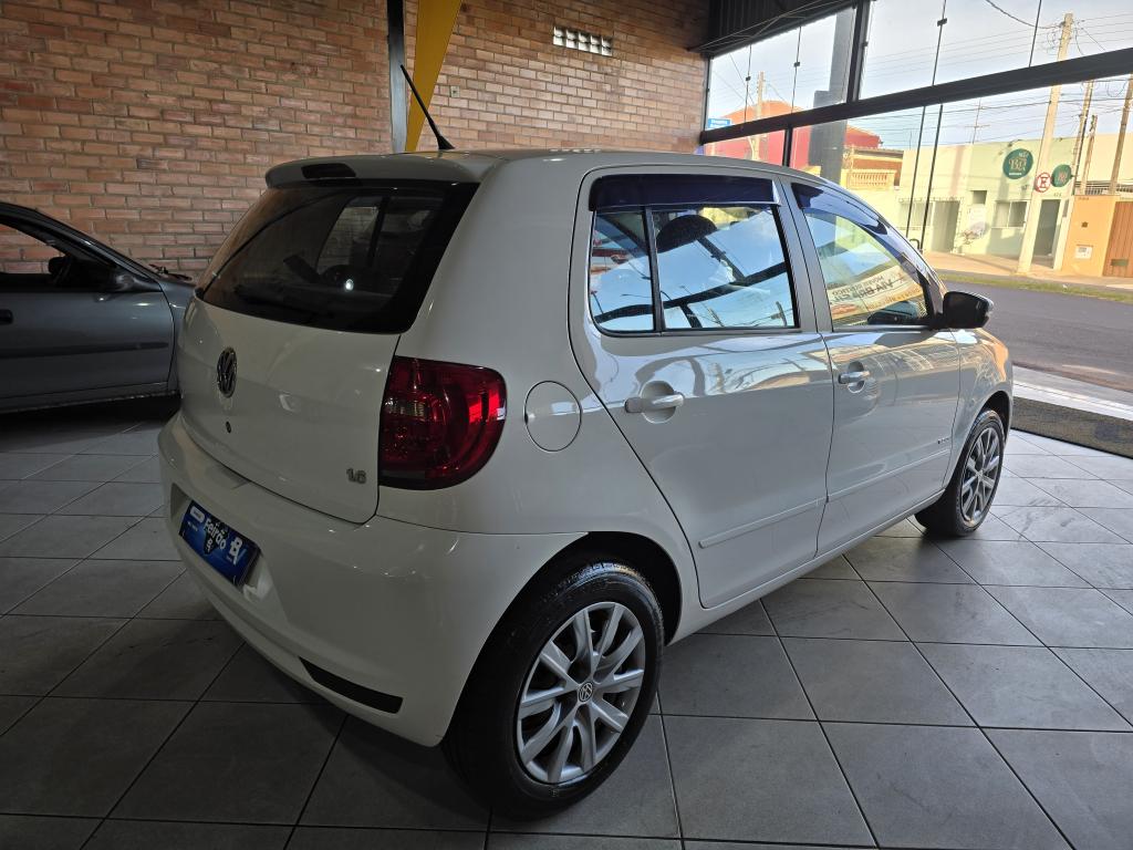 VOLKSWAGEN Fox - Foto