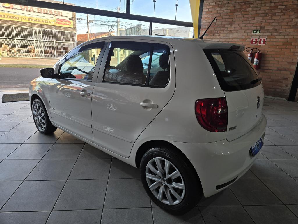 VOLKSWAGEN Fox - Foto