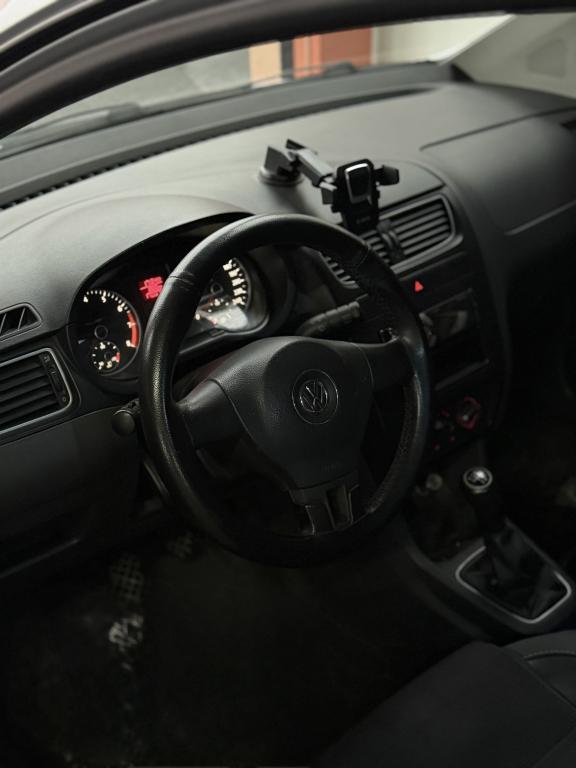 VOLKSWAGEN Fox - Foto