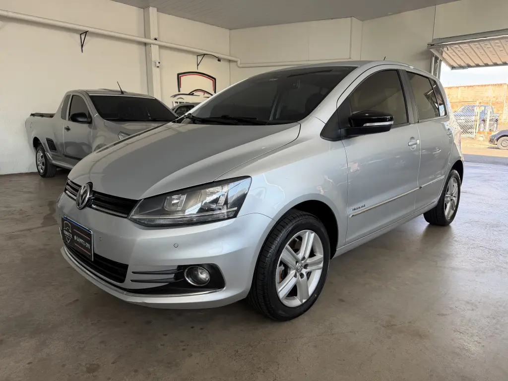 VOLKSWAGEN Fox - Foto