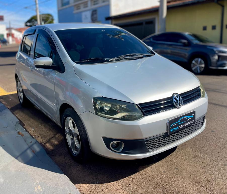 VOLKSWAGEN Fox - Foto