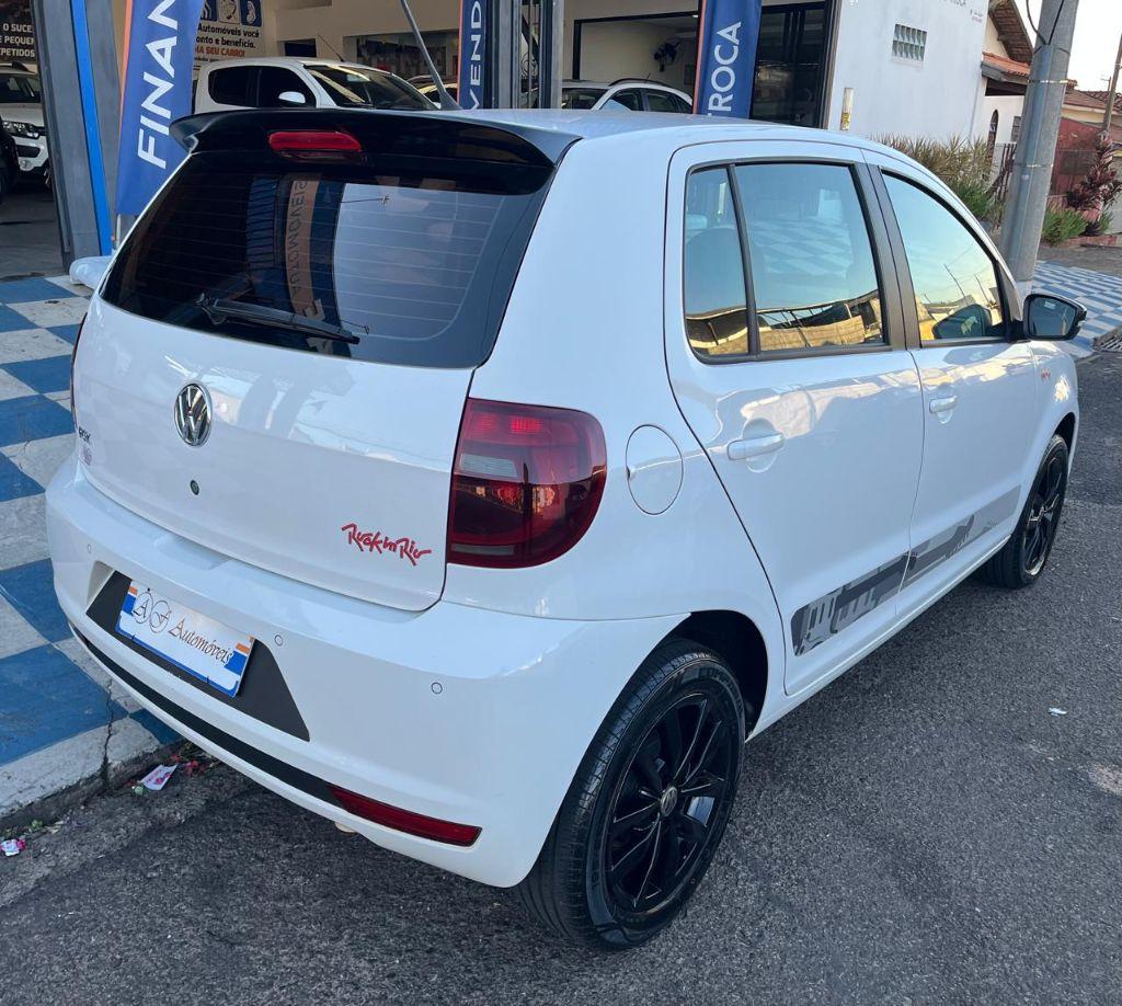 VOLKSWAGEN Fox - Foto