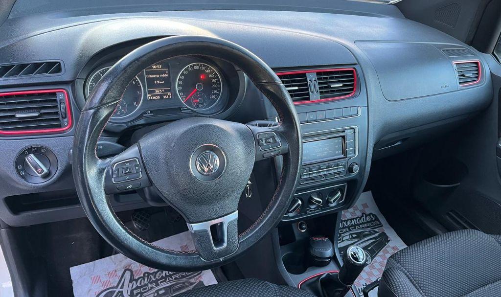 VOLKSWAGEN Fox - Foto