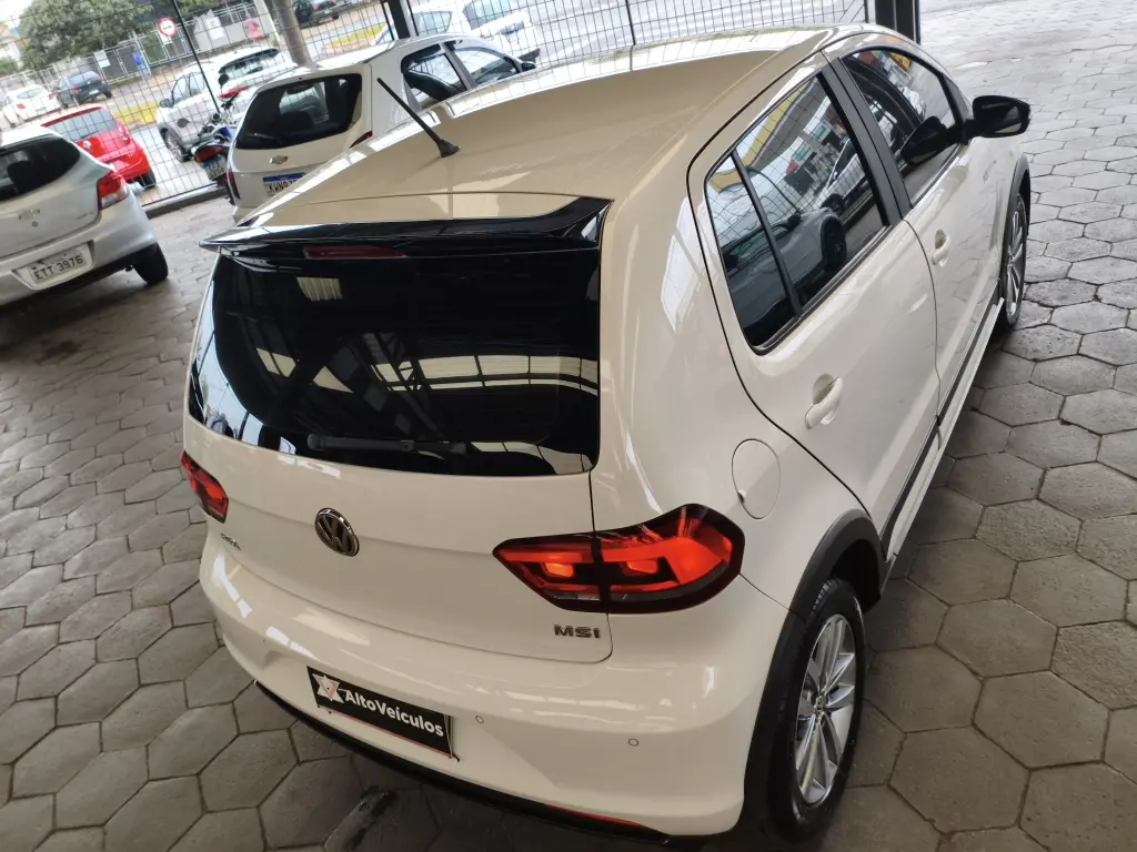 VOLKSWAGEN Fox - Foto