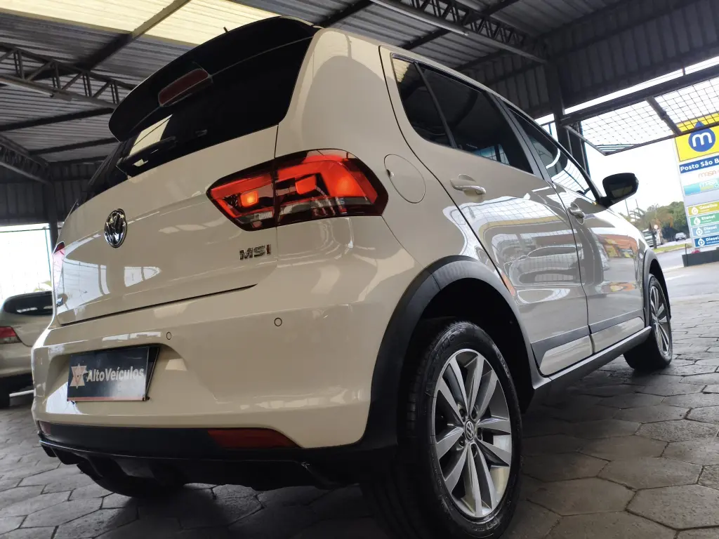 VOLKSWAGEN Fox - Foto