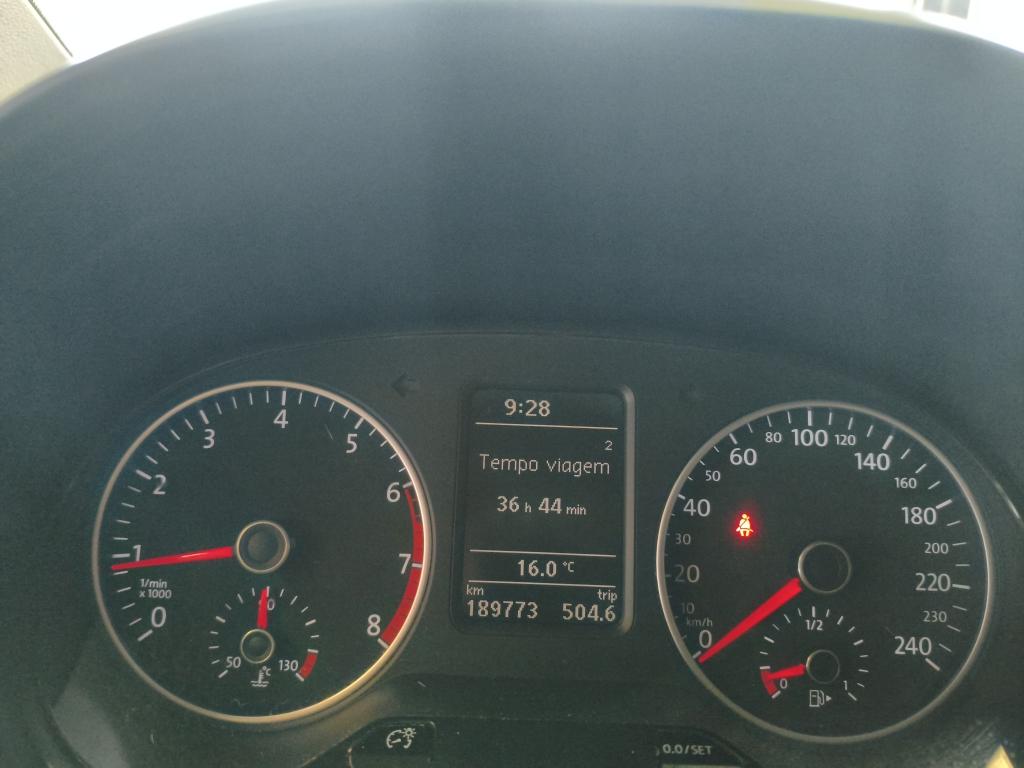 VOLKSWAGEN Fox - Foto
