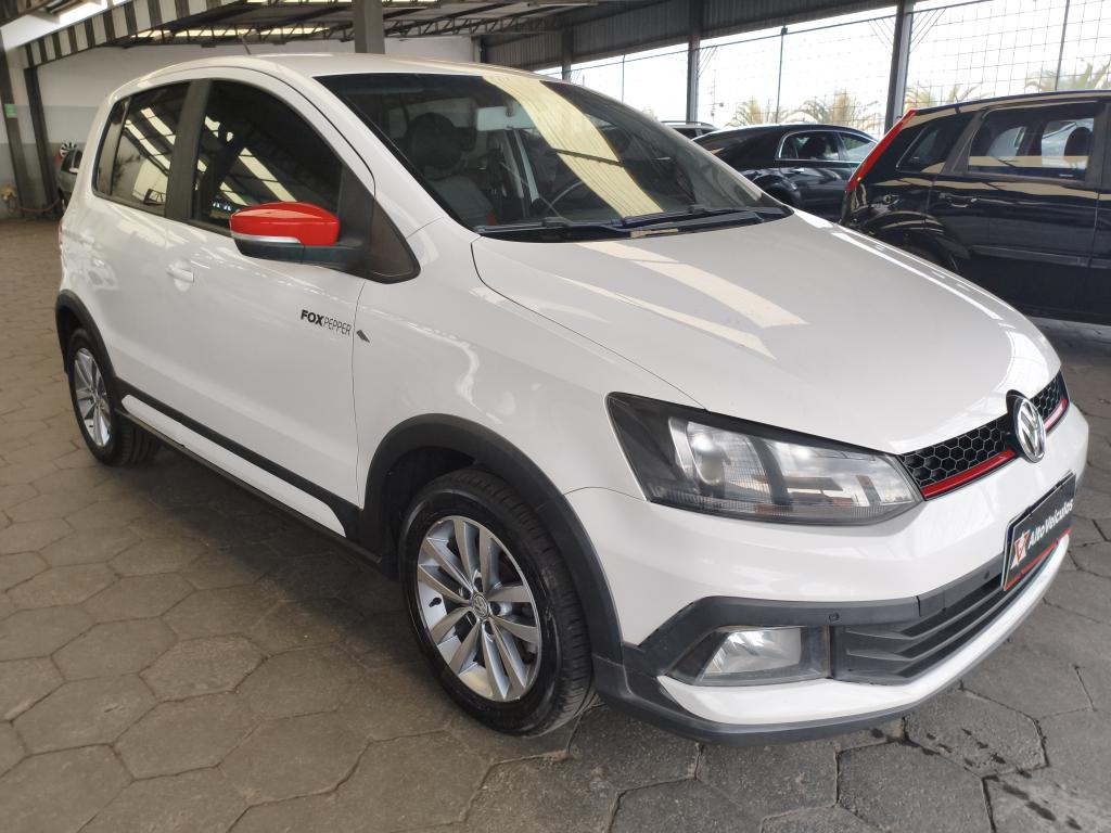 VOLKSWAGEN Fox - Foto