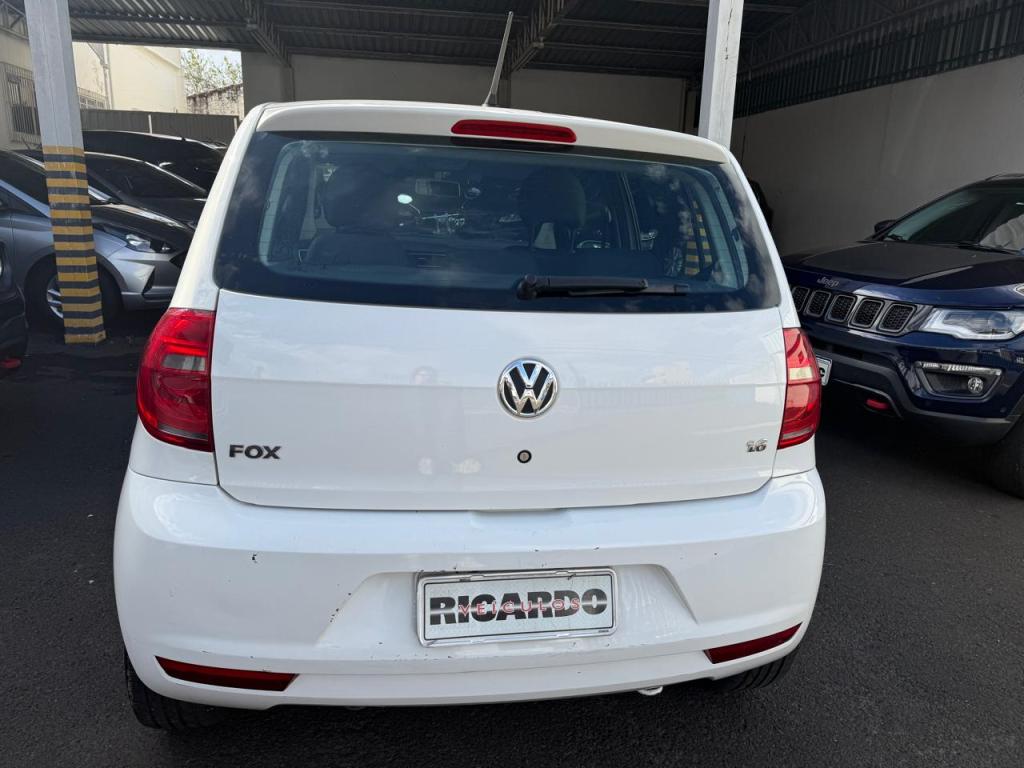 VOLKSWAGEN Fox - Foto