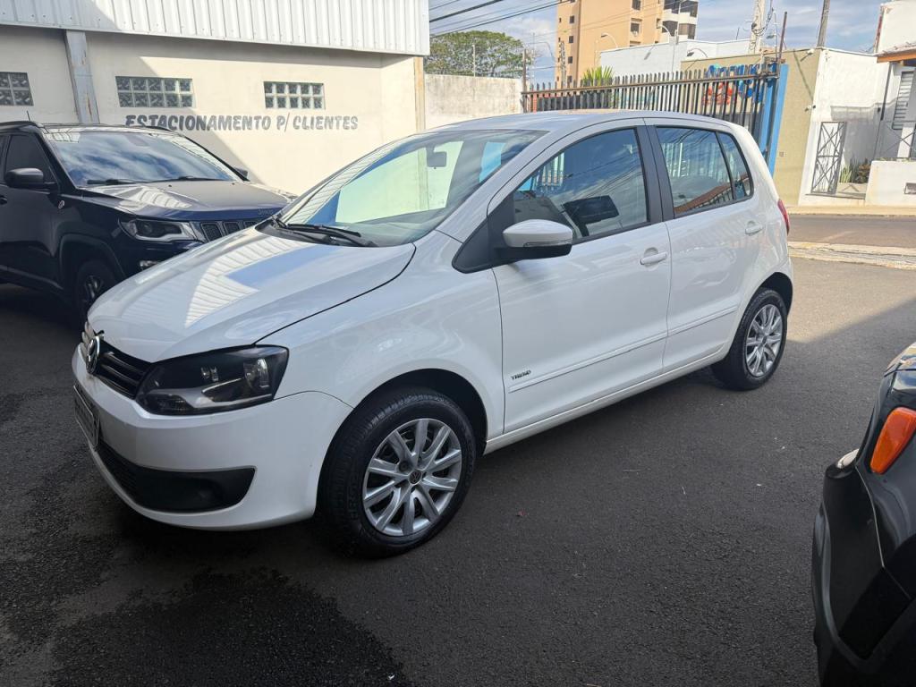 VOLKSWAGEN Fox - Foto