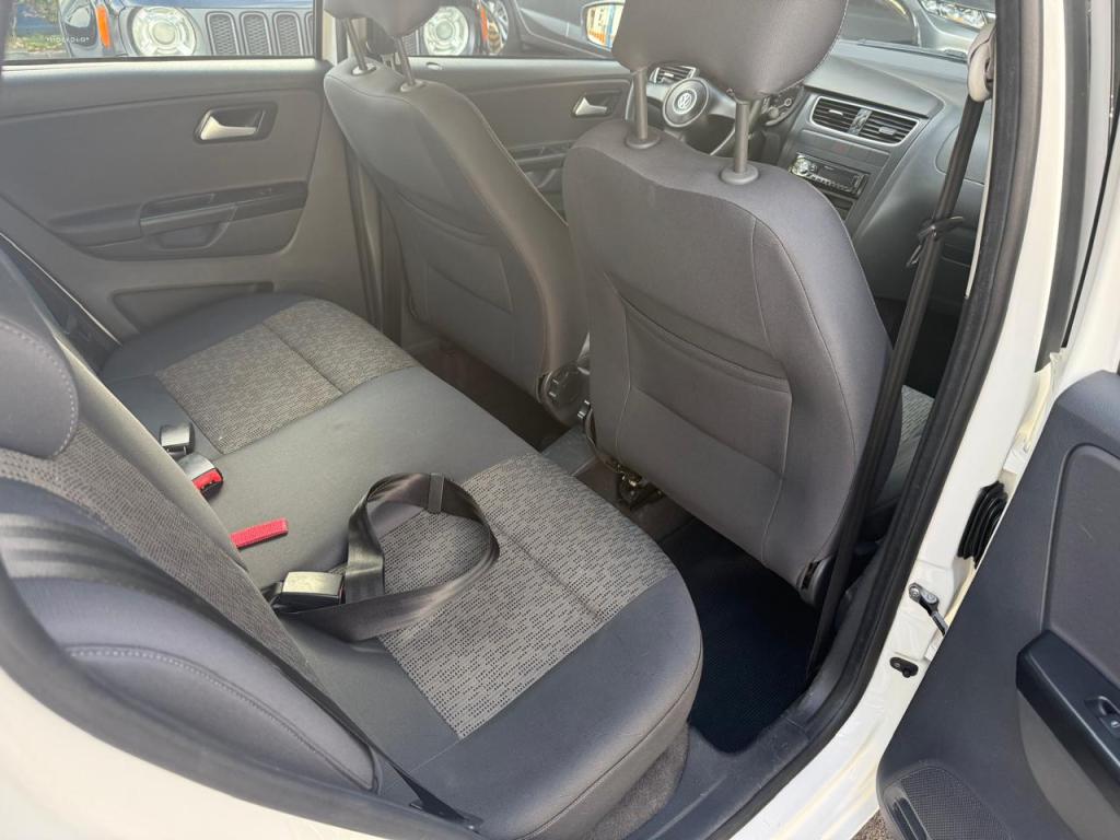 VOLKSWAGEN Fox - Foto