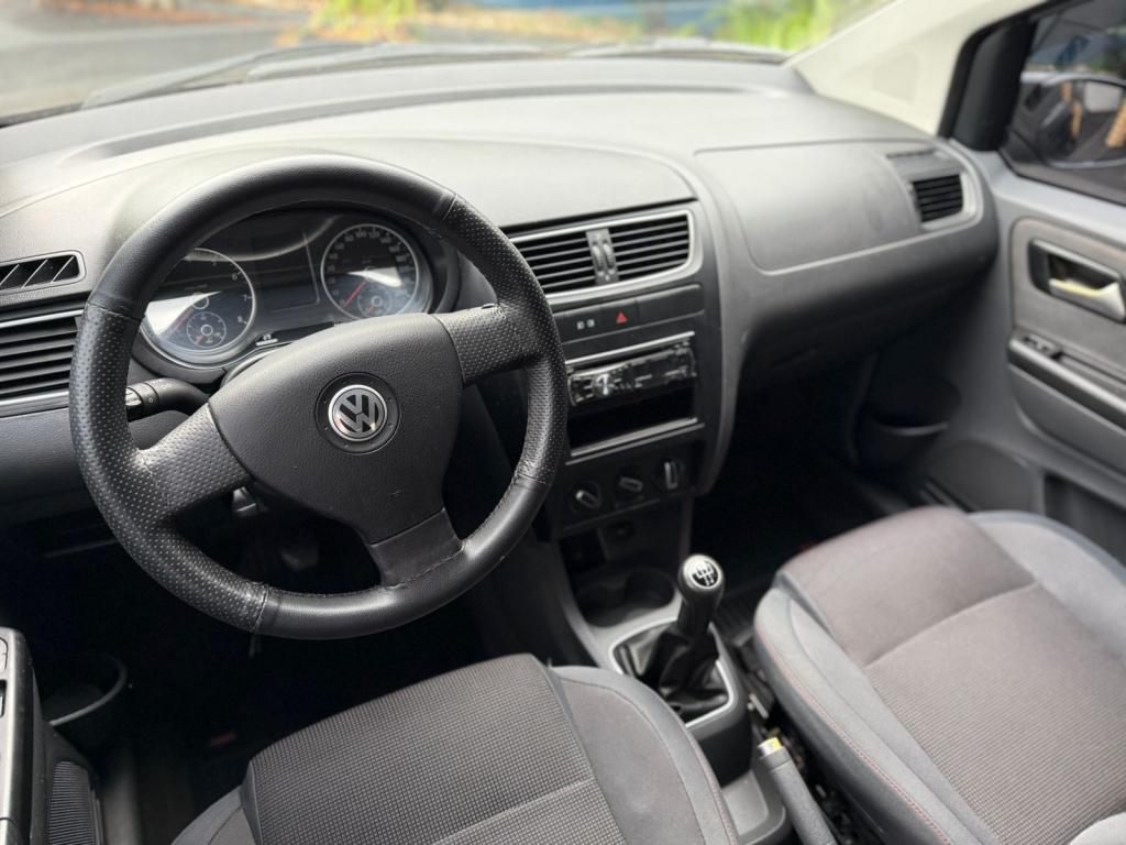 VOLKSWAGEN Fox - Foto
