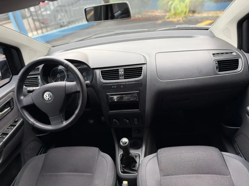 VOLKSWAGEN Fox - Foto