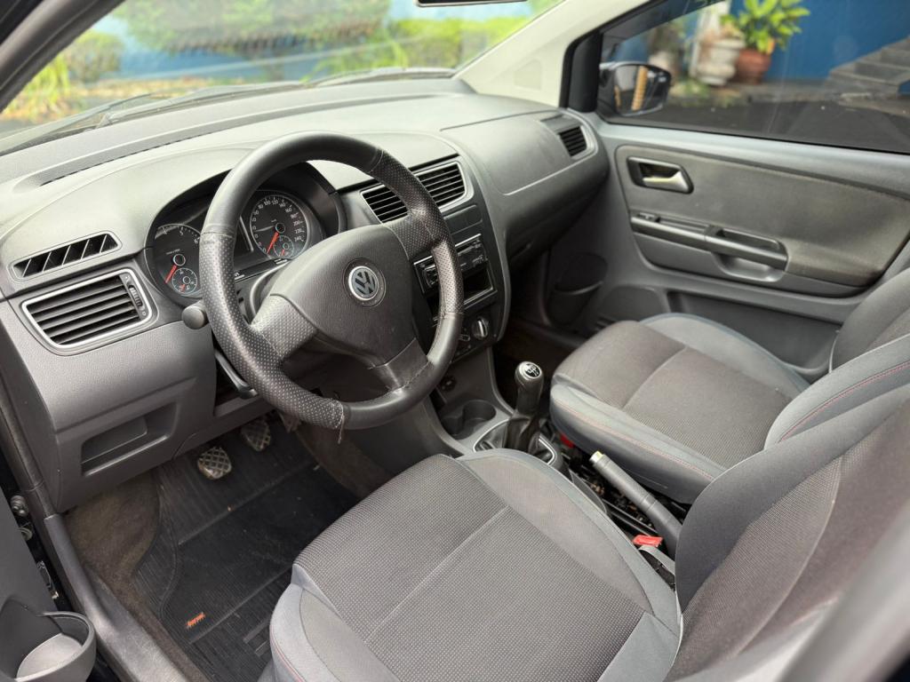 VOLKSWAGEN Fox - Foto