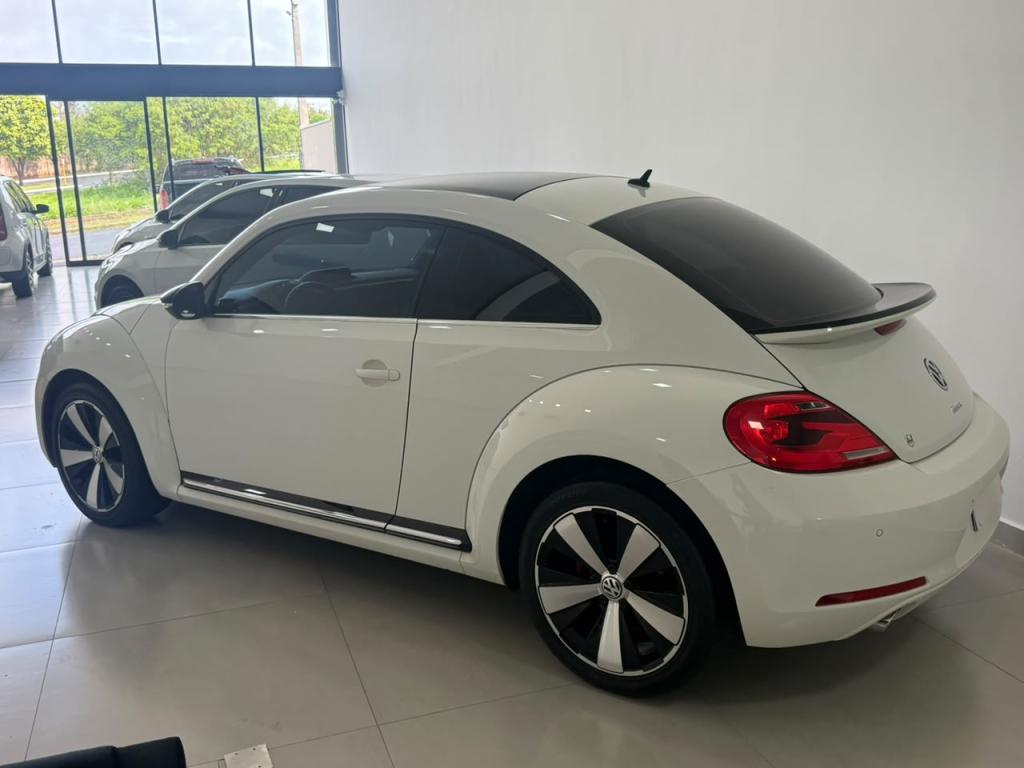 VOLKSWAGEN Fusca