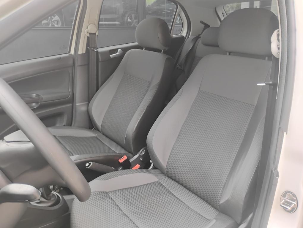 VOLKSWAGEN Gol - Foto