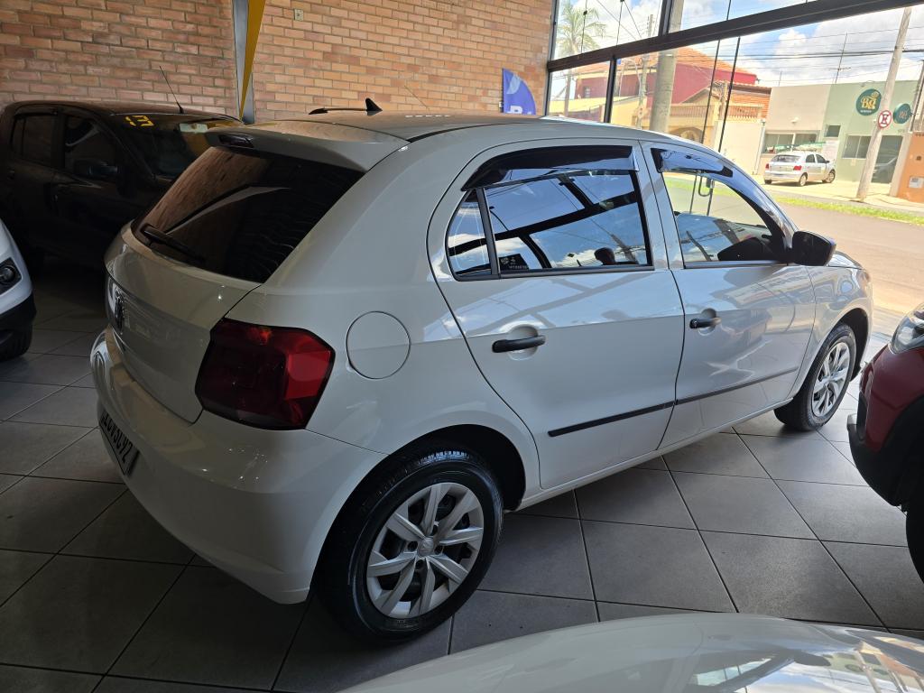 VOLKSWAGEN Gol - Foto