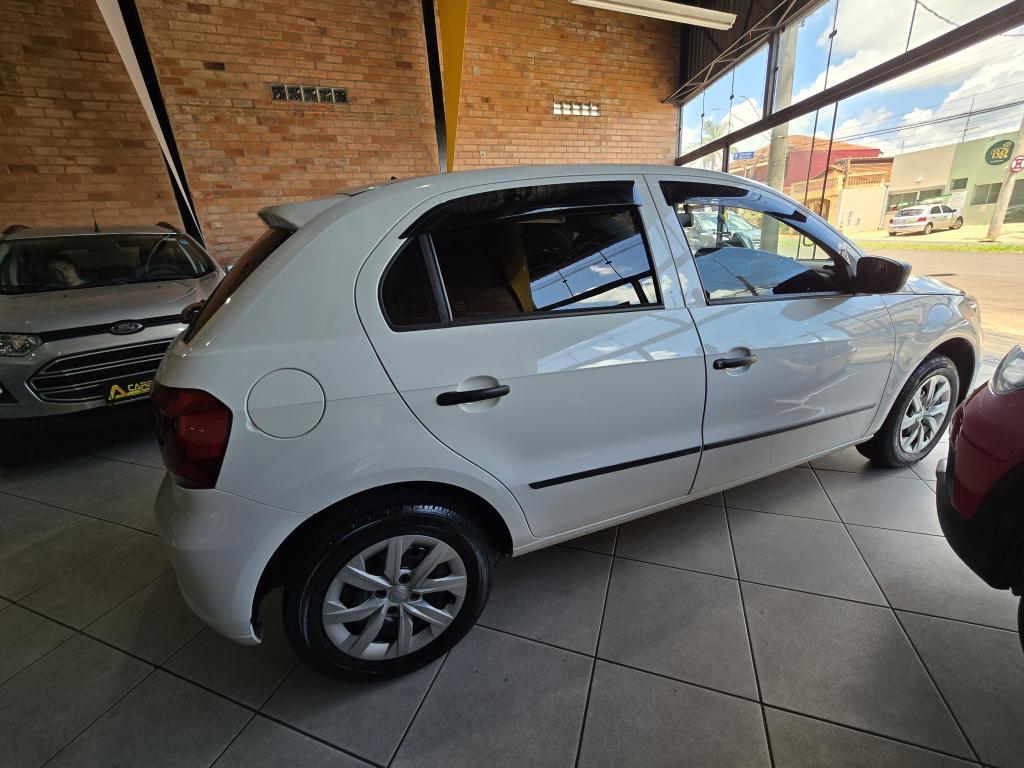 VOLKSWAGEN Gol - Foto