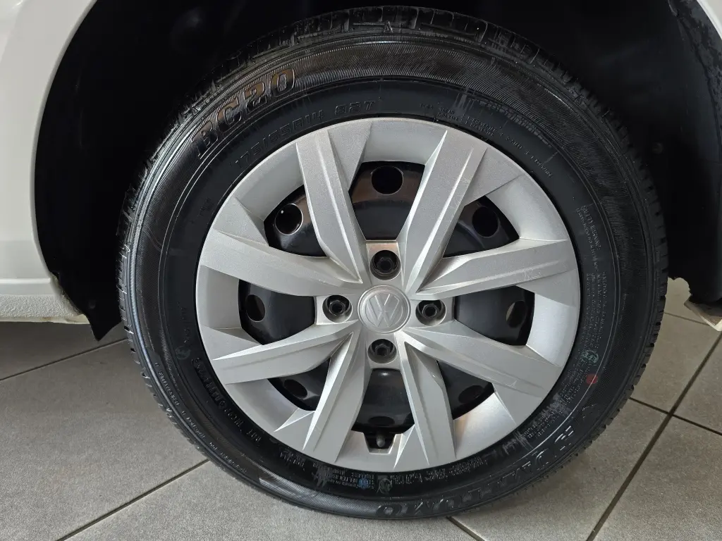 VOLKSWAGEN Gol - Foto