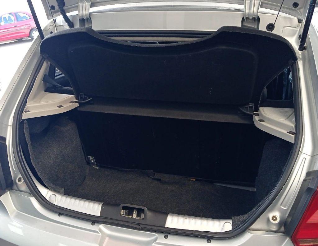 VOLKSWAGEN Gol - Foto