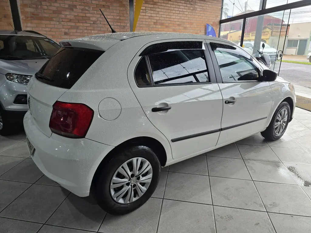 VOLKSWAGEN Gol - Foto