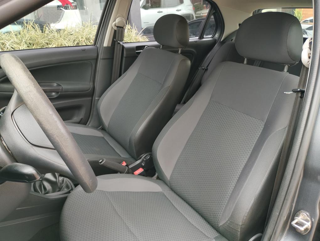 VOLKSWAGEN Gol - Foto