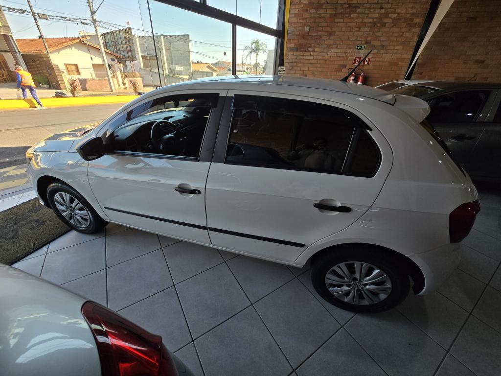 VOLKSWAGEN Gol - Foto