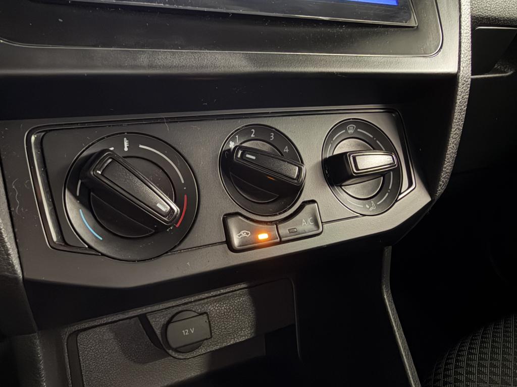 VOLKSWAGEN Gol - Foto