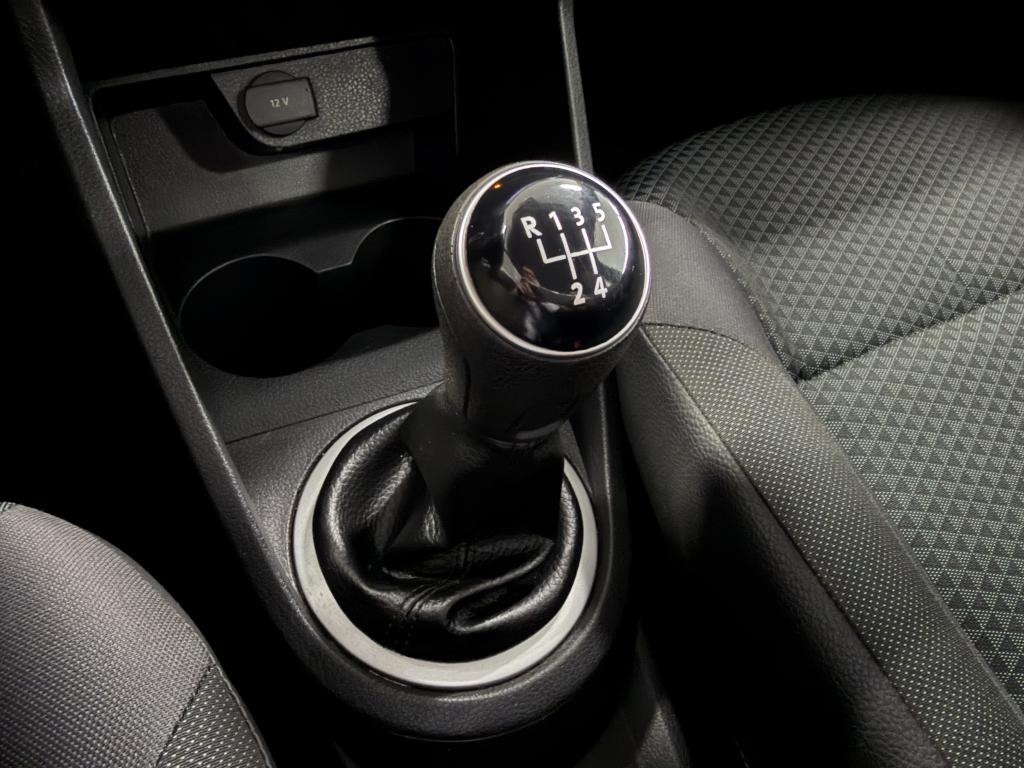 VOLKSWAGEN Gol - Foto