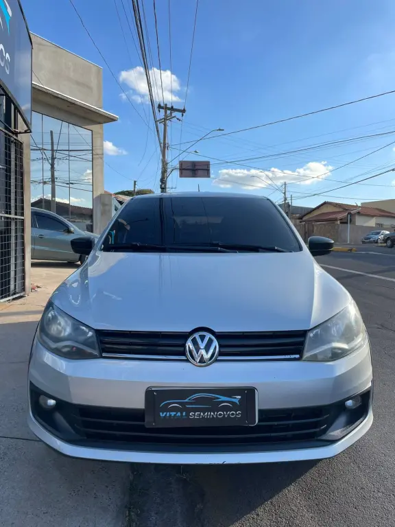 VOLKSWAGEN Gol - Foto