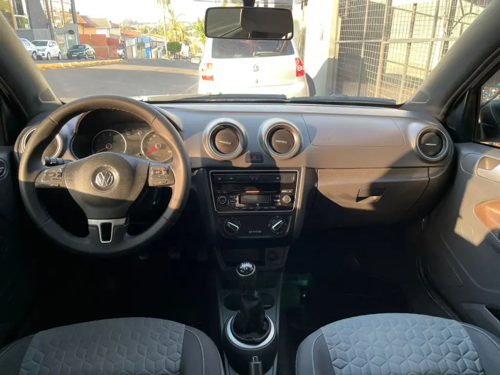 VOLKSWAGEN Gol - Foto