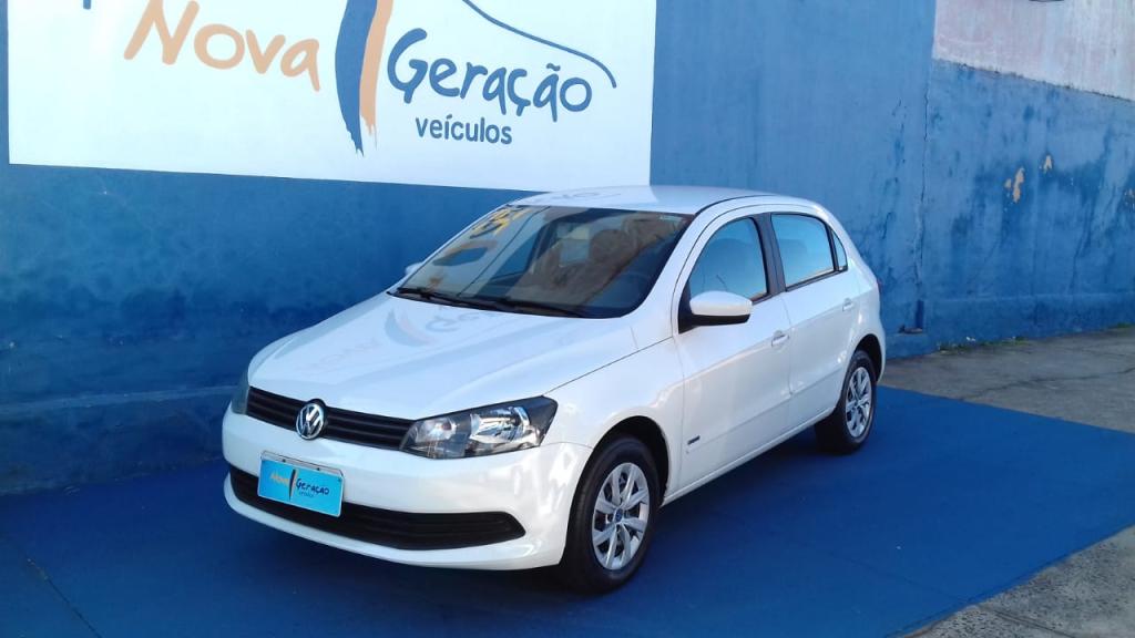 VOLKSWAGEN Gol