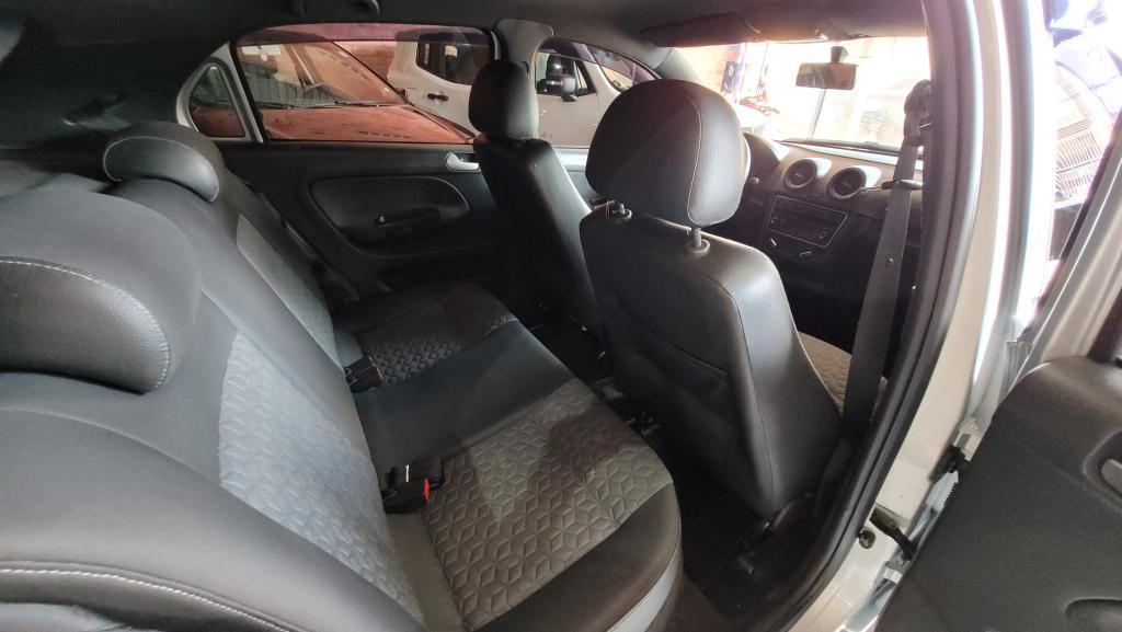 VOLKSWAGEN Gol - Foto