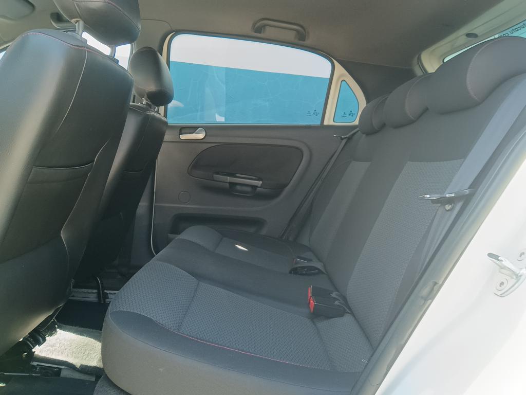 VOLKSWAGEN Gol - Foto