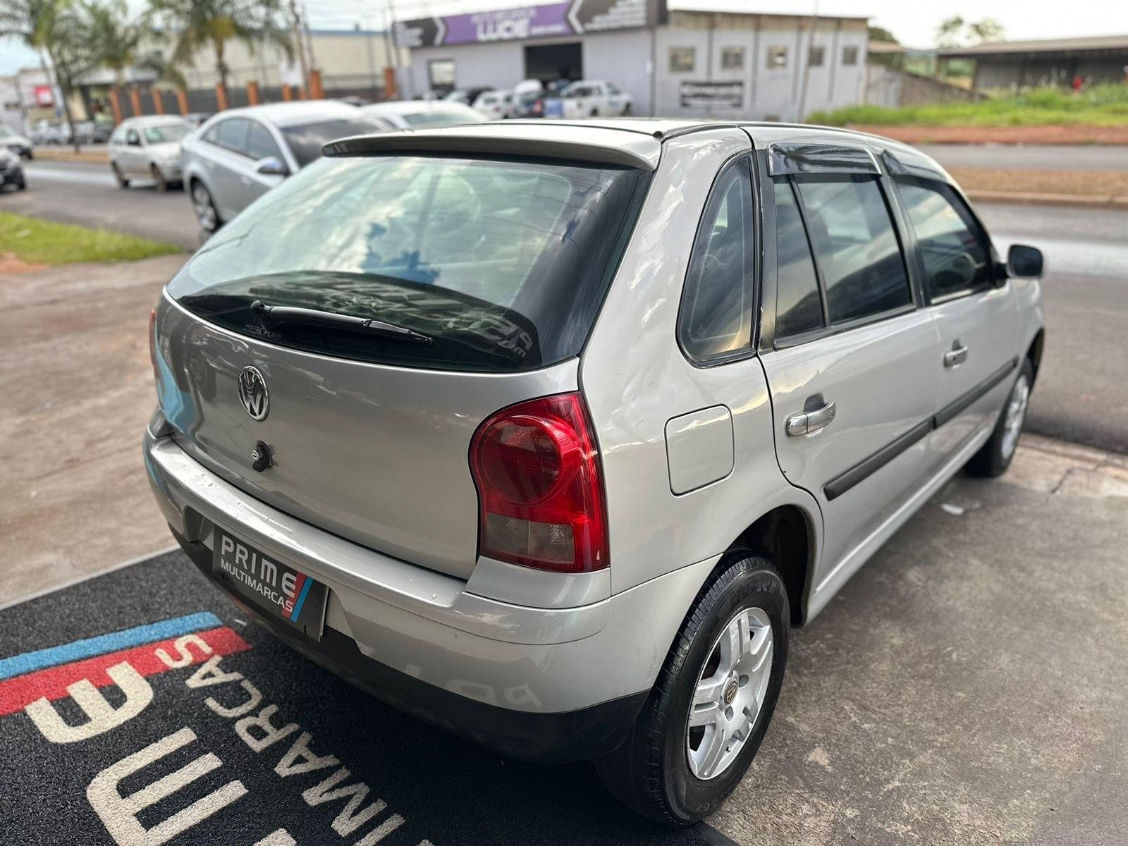 VOLKSWAGEN Gol - Foto