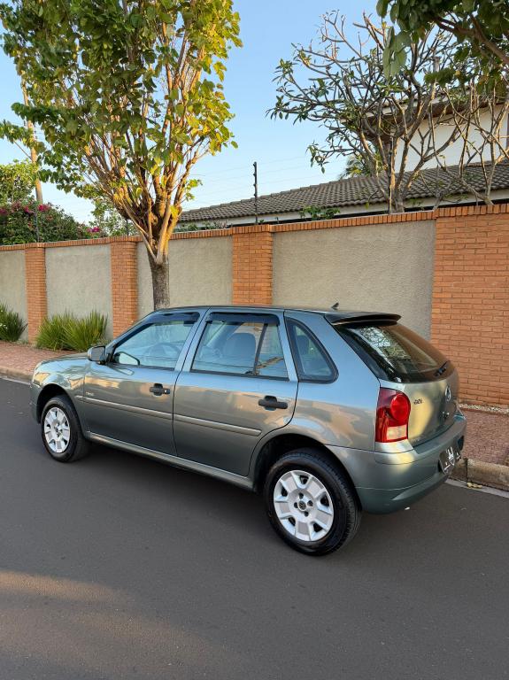 VOLKSWAGEN Gol - Foto