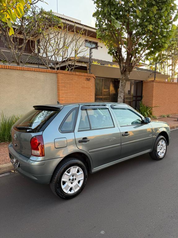 VOLKSWAGEN Gol - Foto