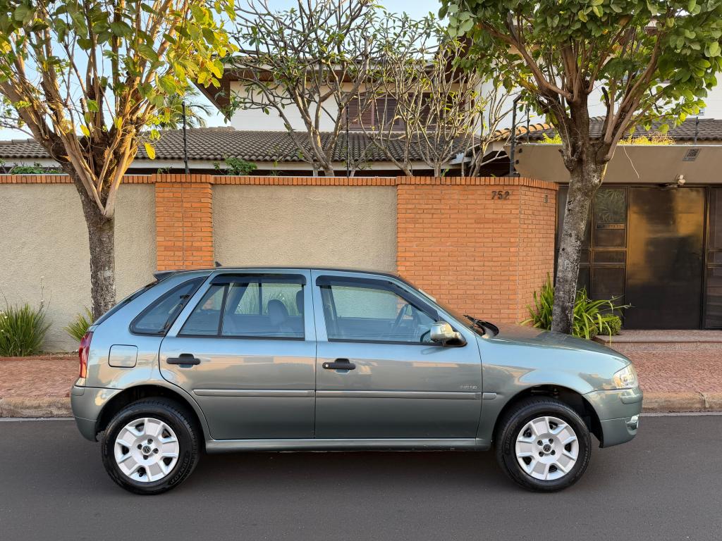 VOLKSWAGEN Gol - Foto