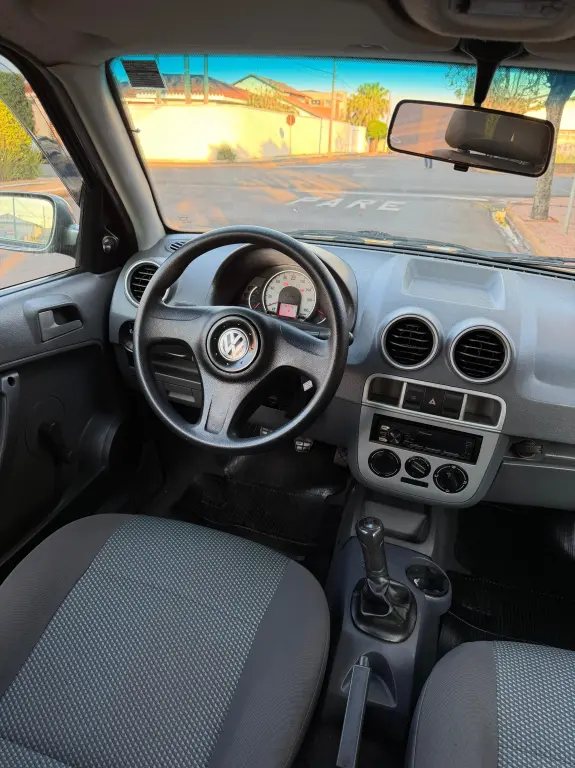 VOLKSWAGEN Gol - Foto
