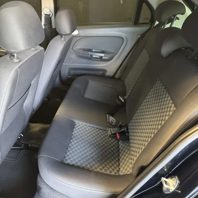 VOLKSWAGEN Gol - Foto