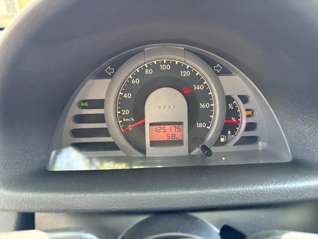 VOLKSWAGEN Gol - Foto